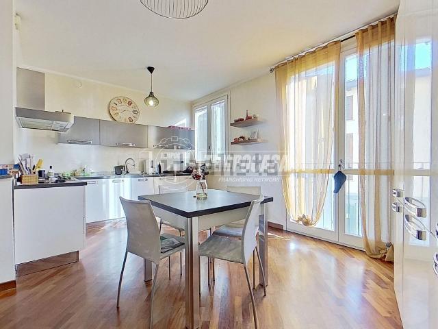 Appartamento in vendita di 90 m² in Via Carotto, 7