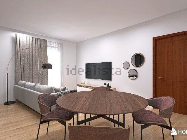 Appartamento in vendita di 90 m² in Via Castel Cerreto