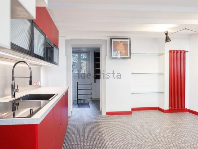 Appartamento in vendita di 90 m² in Via Castel Morrone, 23