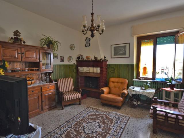 Appartamento in vendita di 90 m² in Via Castello del Fabro