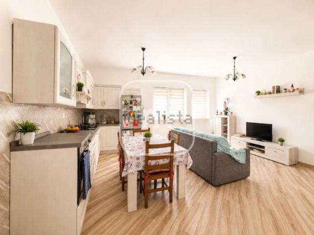 Appartamento in vendita di 90 m² in Via Casilina, 1799