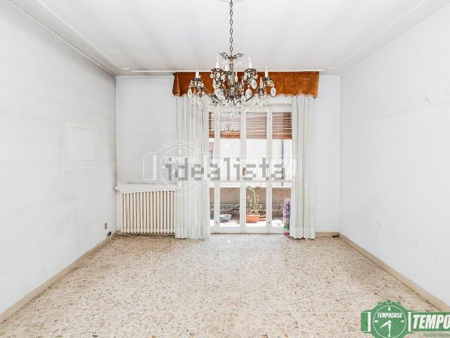 Appartamento in vendita di 90 m² in Via Cavour, 10