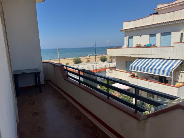 Appartamento in vendita di 90 m² in Via Cavour, 40
