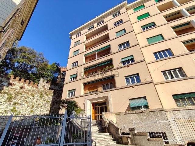 Appartamento in vendita di 90 m² in Via Cesare Cabella