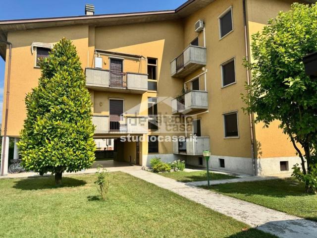 Appartamento in vendita di 90 m² in Via Cesare Cantù