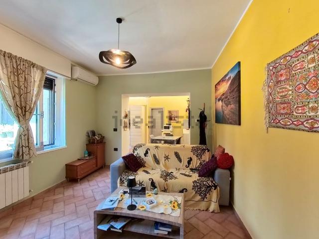 Appartamento in vendita di 90 m² in Via Cesare Battisti, 18