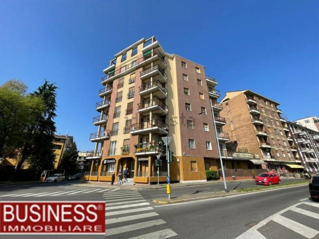 Appartamento in vendita di 90 m² in Via Cesare Battisti, 1