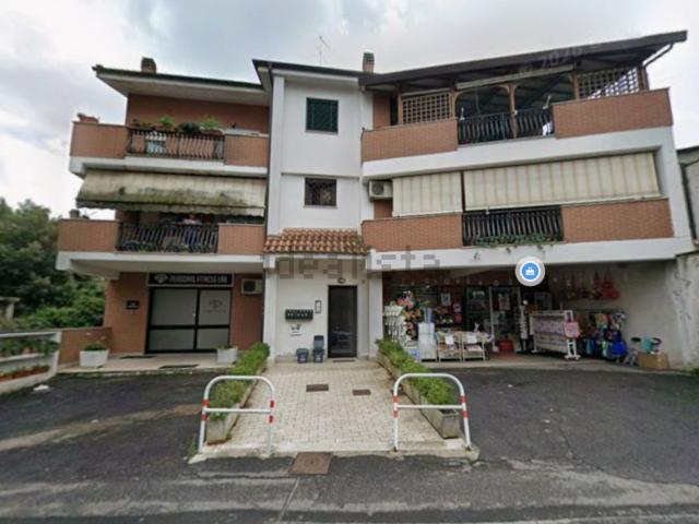 Appartamento in vendita di 90 m² in Via Ciro Nispi Landi