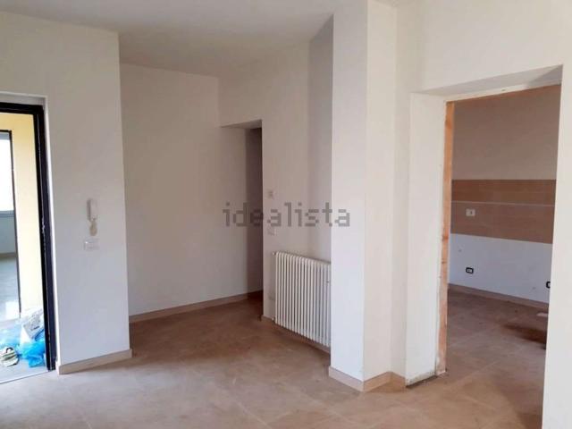 Appartamento in vendita di 90 m² in Via Cisa, 200