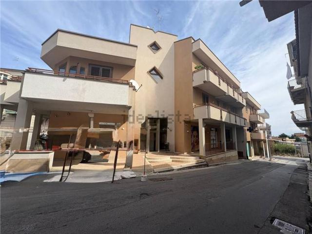 Appartamento in vendita di 90 m² in Via Comiso, 26