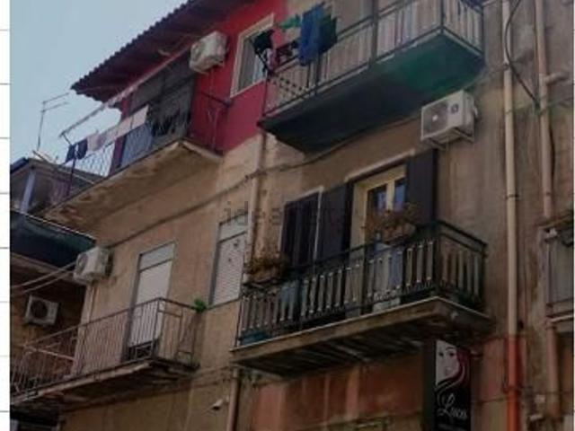 Appartamento in vendita di 90 m² in Via Conte Alaimo