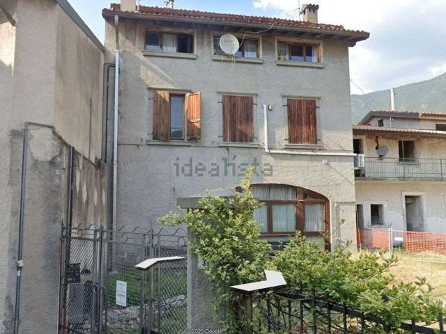 Appartamento in vendita di 90 m² in Via Conche, 31