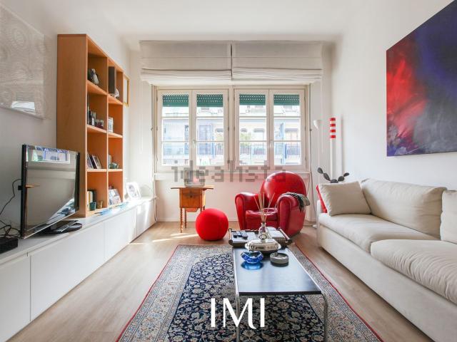 Appartamento in vendita di 90 m² in Via Coluccio Salutati, 4