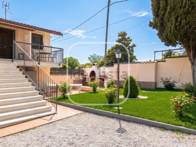 Appartamento in vendita di 90 m² in Via Colle Ristretti