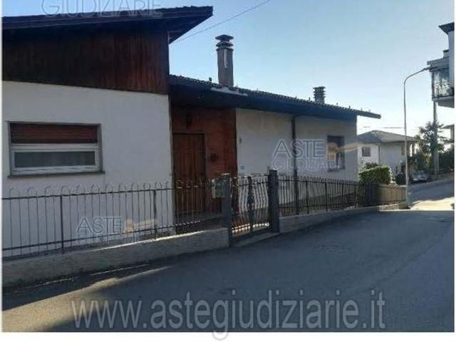 Appartamento in vendita di 90 m² in Via Colli Fioriti, 2