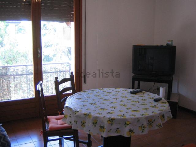 Appartamento in vendita di 90 m² in Via Colombara