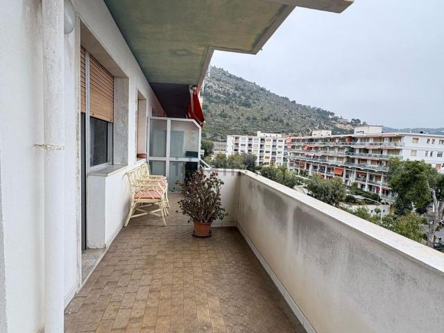 Appartamento in vendita di 90 m² in Via Cornelio Tacito