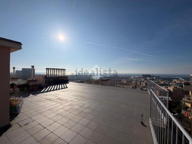 Appartamento in vendita di 90 m² in Via Coronata, 35