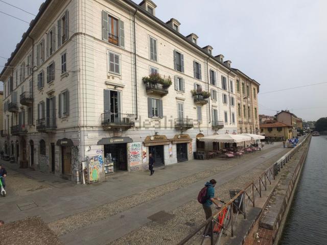 Appartamento in vendita di 90 m² in Via Corsico, 9