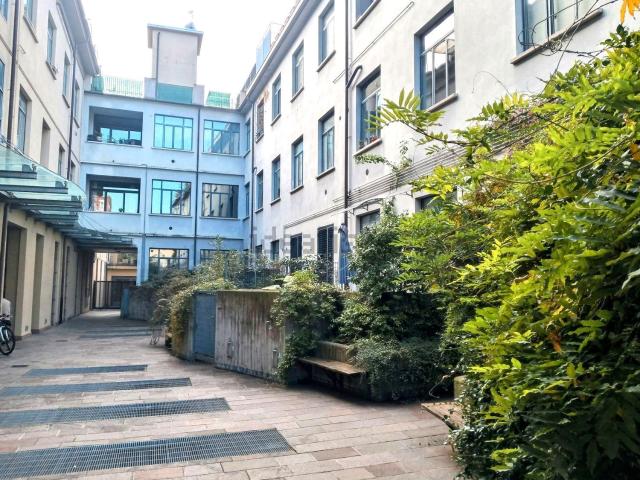 Appartamento in vendita di 90 m² in Via Crescentino, 25