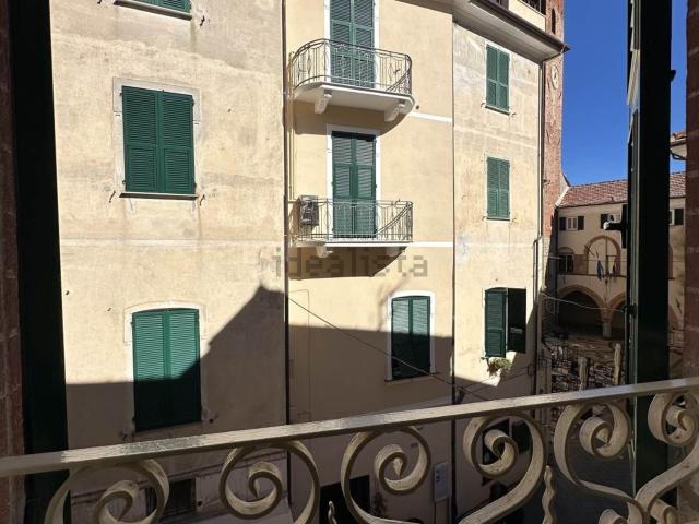 Appartamento in vendita di 90 m² in Via Cristoforo Colombo
