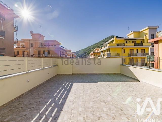 Appartamento in vendita di 90 m² in Via D. Minzoni, 1