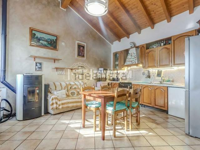 Appartamento in vendita di 90 m² in Via de Giorgi