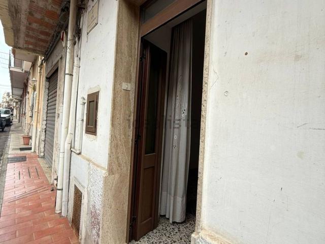Appartamento in vendita di 90 m² in Via degli Imperiali, 50