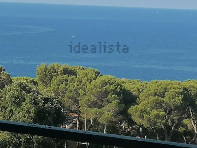 Appartamento in vendita di 90 m² in Via degli Oleastri