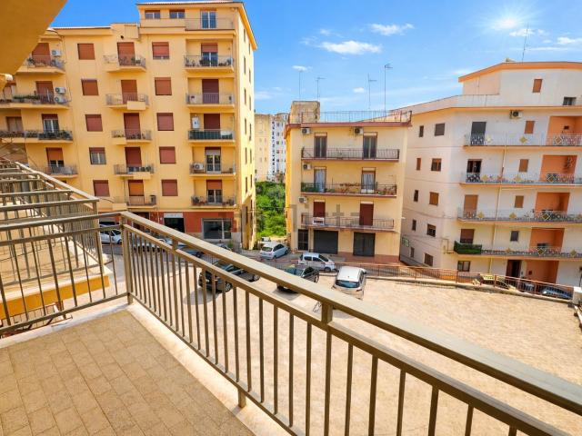 Appartamento in vendita di 90 m² in Via dei Cappuccini, 7
