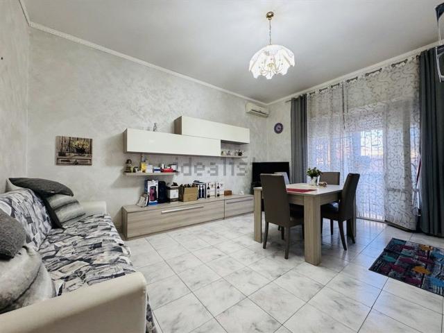 Appartamento in vendita di 90 m² in Via dei Mille, 50