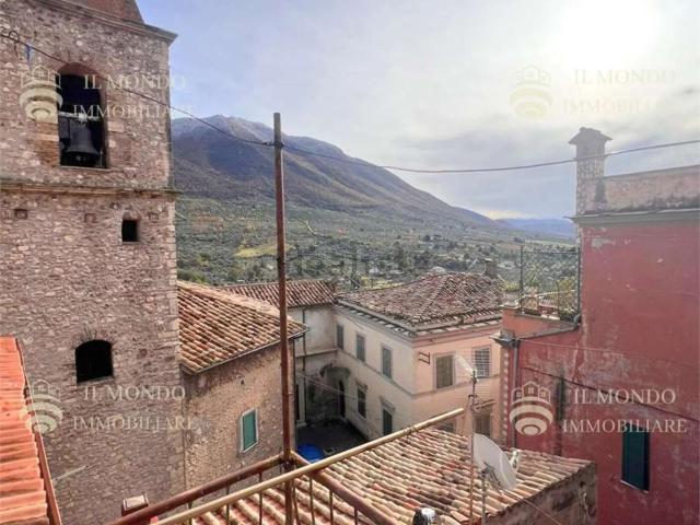 Appartamento in vendita di 90 m² in Via dei Sabini