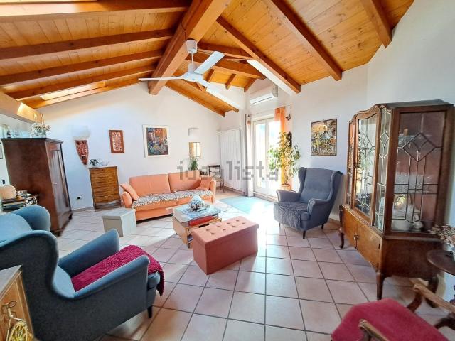 Appartamento in vendita di 90 m² in Via dei Partigiani