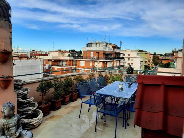 Appartamento in vendita di 90 m² in Via dei Torriani