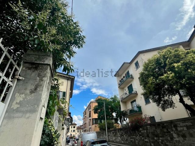 Appartamento in vendita di 90 m² in Via del Campo D&apos Arrigo