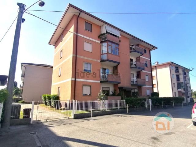Appartamento in vendita di 90 m² in Via del Camposanto, 22