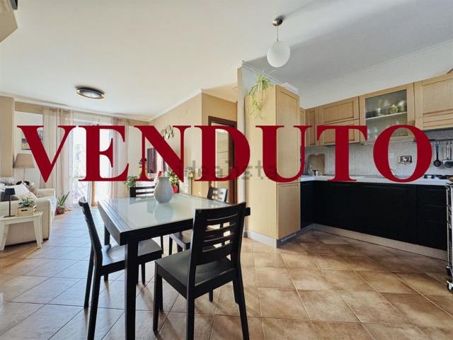 Appartamento in vendita di 90 m² in Via del Cancello, 8