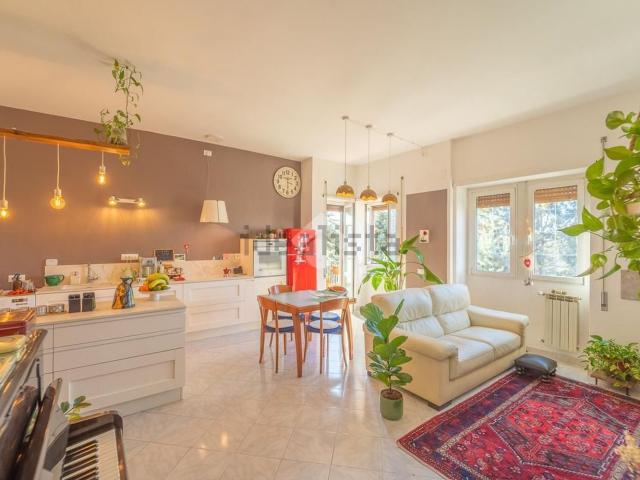 Appartamento in vendita di 90 m² in Via del Casale Agostinelli, 1
