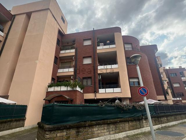 Appartamento in vendita di 90 m² in Via del Maggiolino, 52