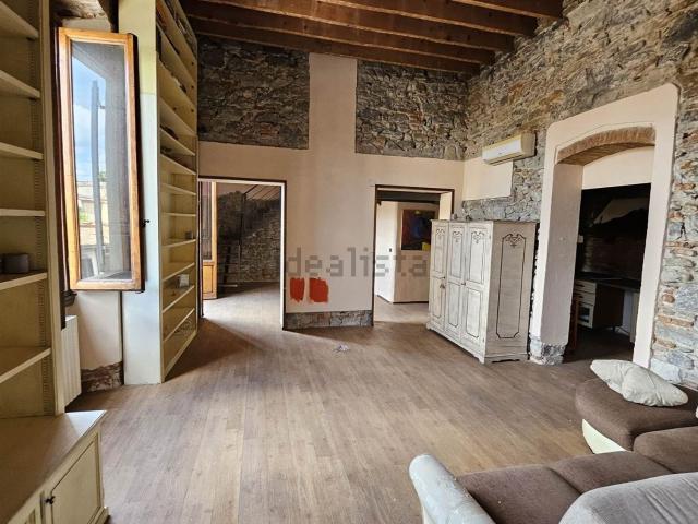 Appartamento in vendita di 90 m² in Via del Pratellino