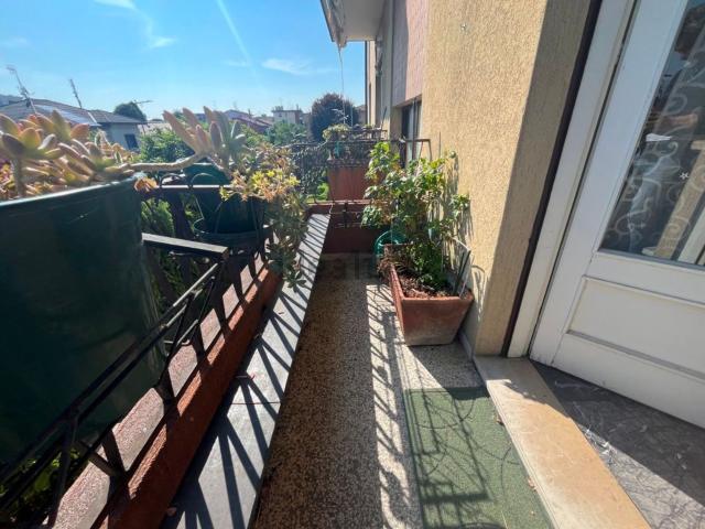 Appartamento in vendita di 90 m² in Via del Troi