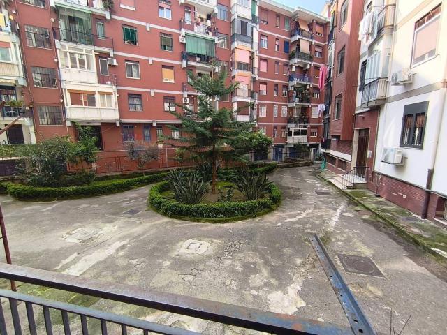 Appartamento in vendita di 90 m² in Via dell&apos Epomeo, 481