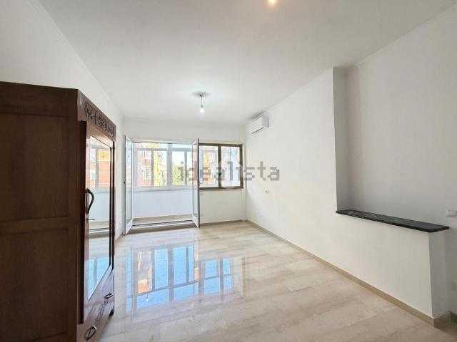Appartamento in vendita di 90 m² in Via dell&apos Impruneta, 29