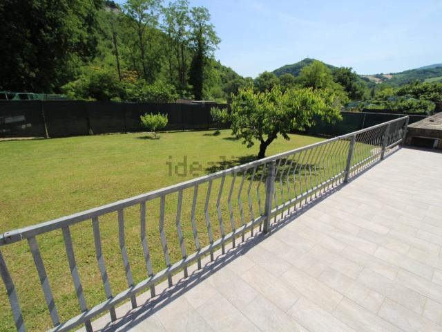 Appartamento in vendita di 90 m² in Via dell&apos Industria
