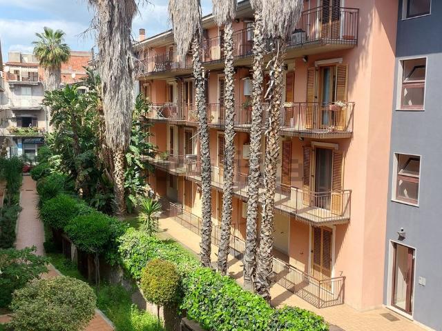 Appartamento in vendita di 90 m² in Via della Libertà