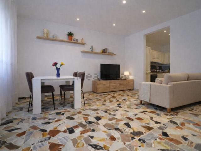 Appartamento in vendita di 90 m² in Via della Motta, 337