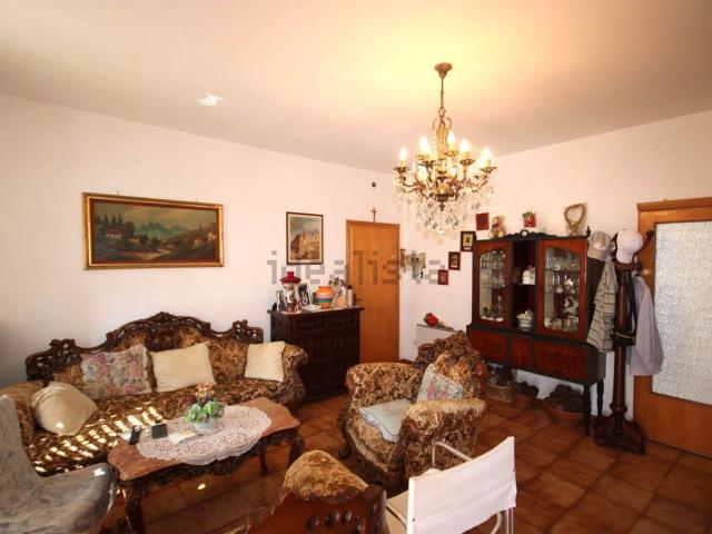 Appartamento in vendita di 90 m² in Via della Pace