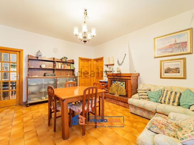 Appartamento in vendita di 90 m² in Via della Polla, 2