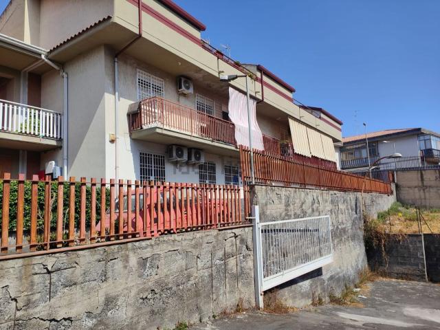 Appartamento in vendita di 90 m² in Via della Regione