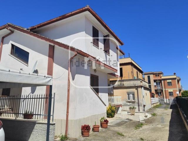 Appartamento in vendita di 90 m² in Via della Riserva Nuova